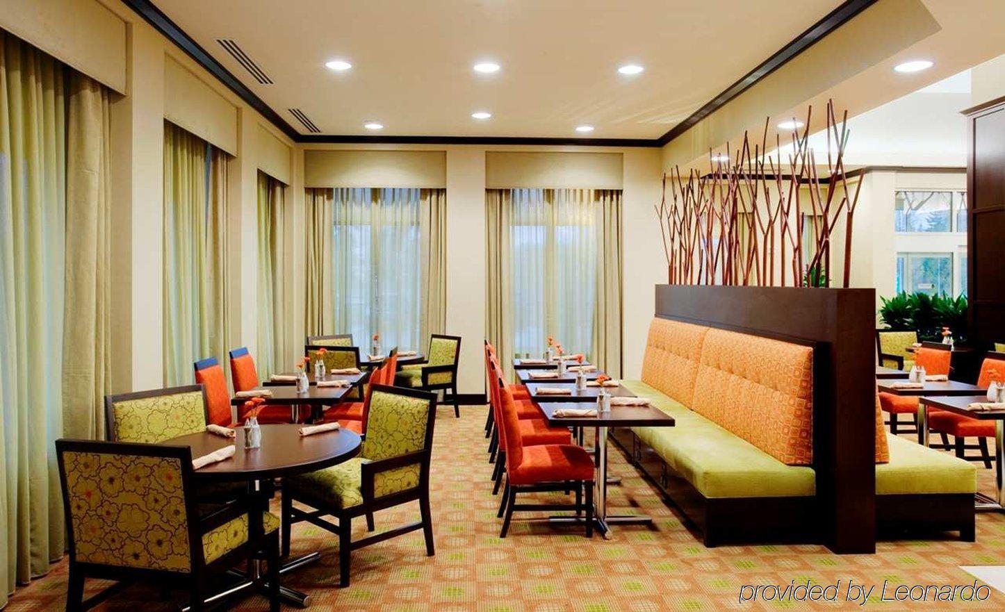 尤金/斯普林菲尔德希尔顿花园酒店 餐厅 照片